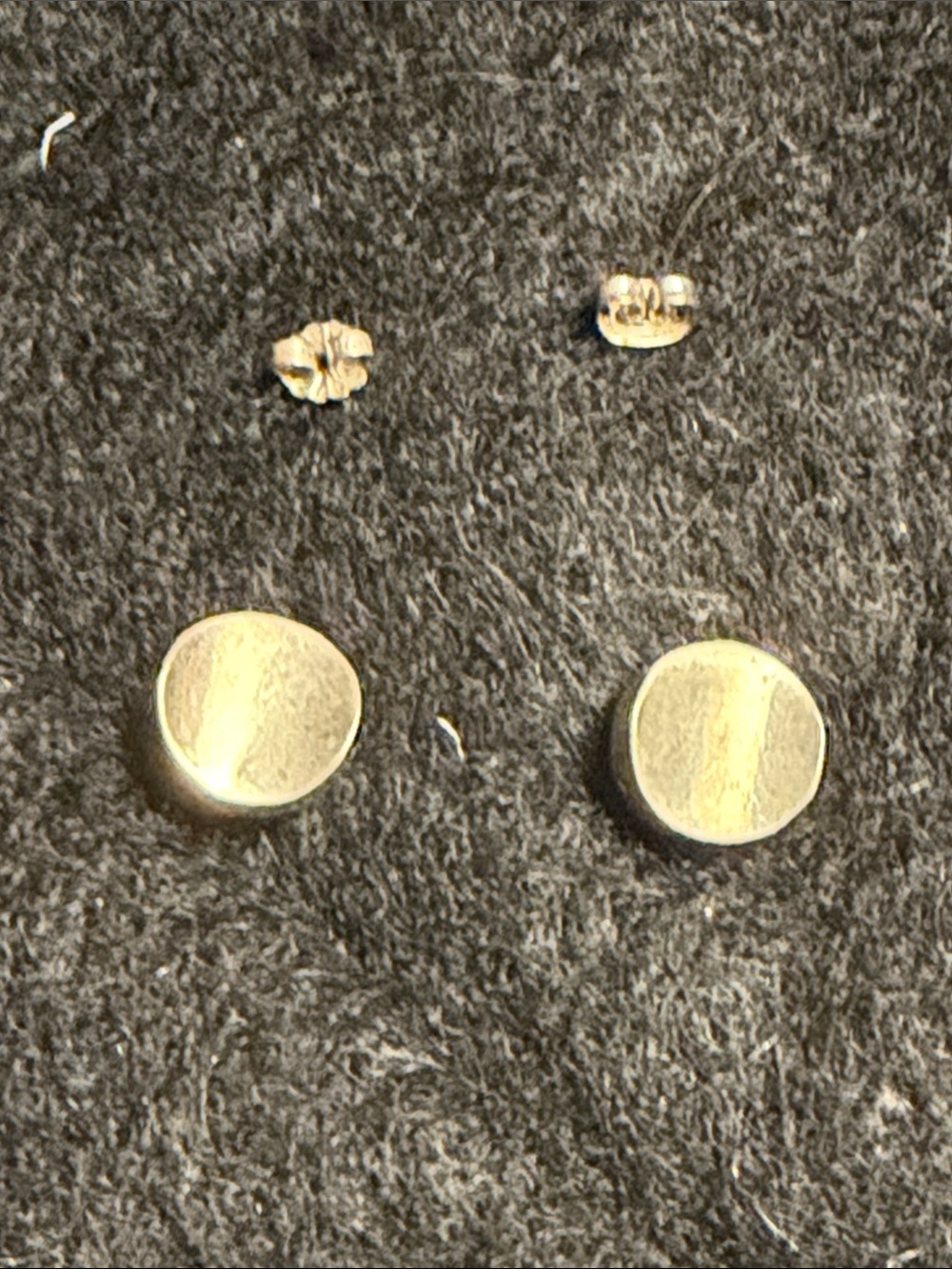 Vintage Minimal Round Silver Stud Earrings - Classic Women Jewelry - Picture 6 of 8